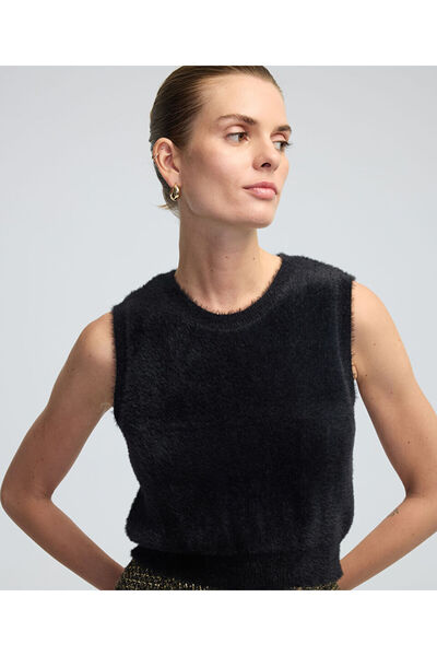 Basic Plush Knitwear