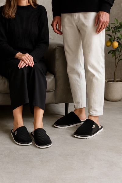Unisex Black Velvet Leather Detailed House Slippers Byndhome02