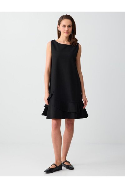 Black Relaxed Fit Boat Neck Sleeveless Mini Knitted Dress