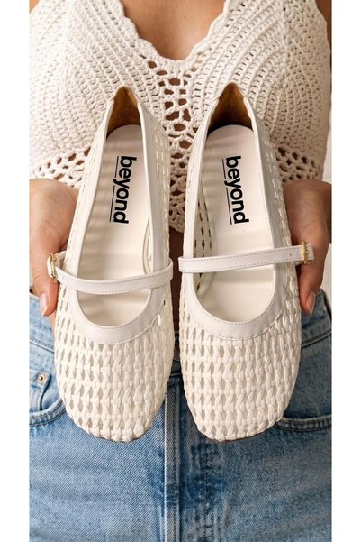 Women's White Knitted Patterned Strappy Buckle Ballerinas 1cm Byndrsl2611