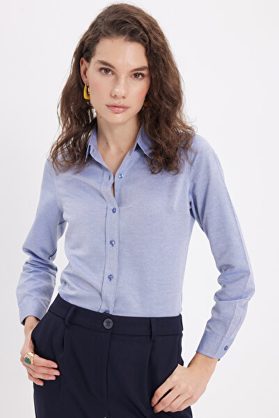 Женска Slim Fit тесна кошула со долги ракави од памук, текстурирана, припиена до тело, светло морнарско сина, основен модел