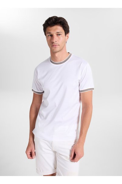 White Men's Slim Fit Striped T-Shirt Gu26Mss03011