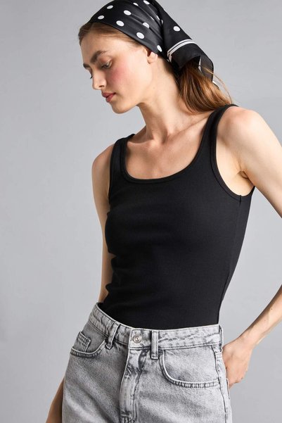 Slim Fit Basic Round Neck Ribbed Ecru Undershirt H5034Ax26Sm