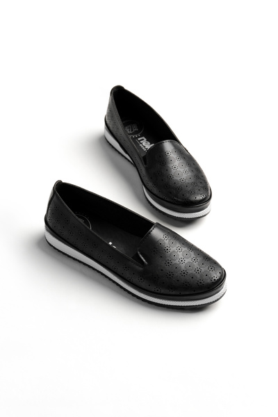 Women's Black Comfortable Beaded Patterned Shoes