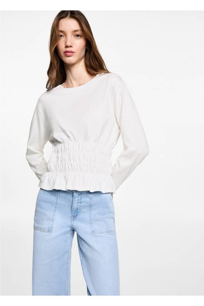 T-Shirt with a Drawstring Waist