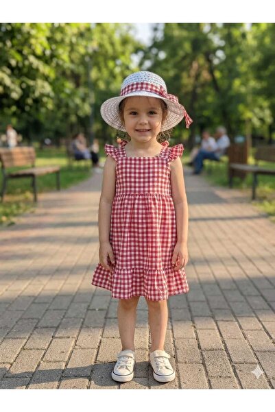 Фустан за девојчиња со капа, кариран, од сеерсакер ткаенина