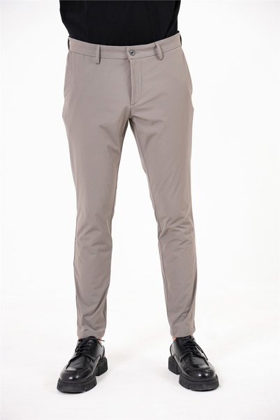 Men's trousers with back pocket flap and side concealed zipper detail