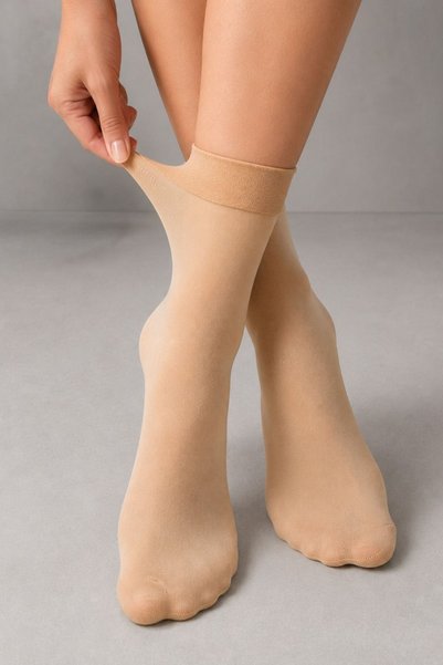 Women's Skin Color Thin Flat Flexible Above Ankle Socks