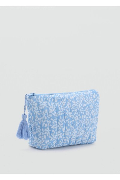Cosmetic bag with padding pattern