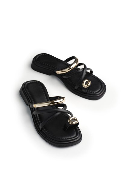 Women's Black Comfortable Fit Metal Detailed Flip-Flop Slippers