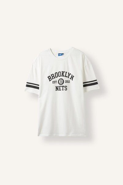 100% Cotton Nba Brooklyn Nets Oversize Crew Neck Printed Short Sleeve Stripe Detailed T-Shirt H4491Ax2