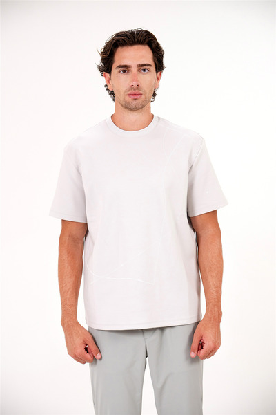 Crew Neck Men's T-Shirt with Geometric Line Print on the Front
