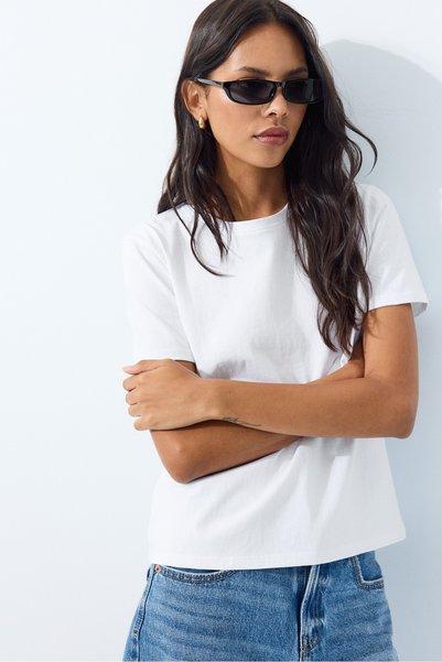 Short sleeved t-shirt