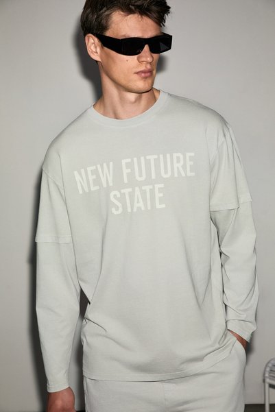 Flam Men's 100% Organic Cotton Washed Stone Color Long Sleeve T-Shirt with Print Detail