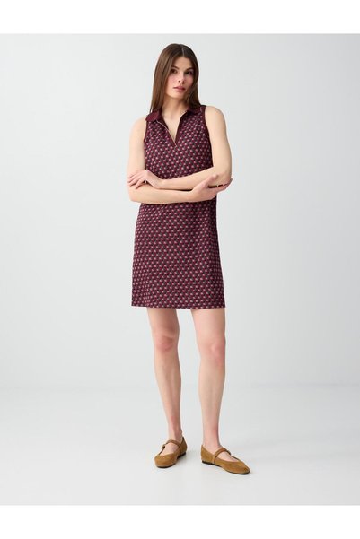 Burgundy Polo Collar Sleeveless Jacquard Dress