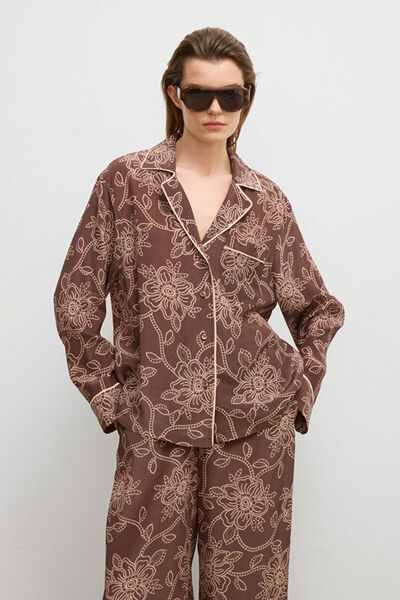 Shirt with Pocket Detail on the Front