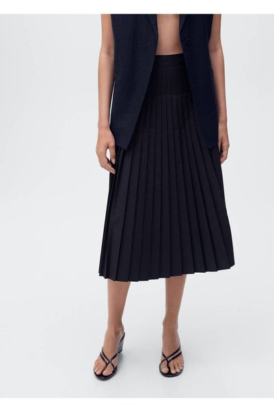 Pleated midi skirt