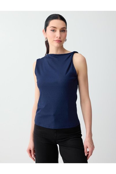 Navy Blue Crew Neck Sleeveless Slim Fit Knitted Blouse