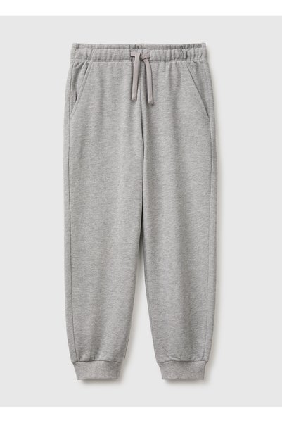 Boy's grey melange ribbed sweatpants with front logo embroidery and pockets