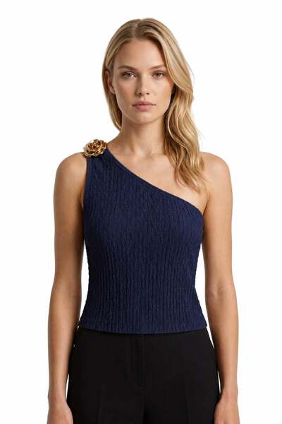 Premium - Tide Collection |   Navy Blue One-Shoulder Women's Crop Blouse with Floral Accessories and Wrinkled Texture