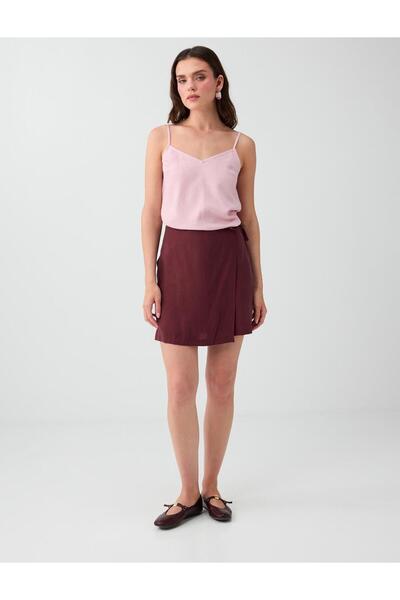 Burgundy Lacing Detailed Short Skirt