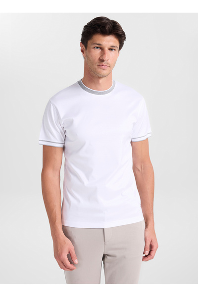 White Men's Slim Fit Striped T-Shirt Gu26Mss03010