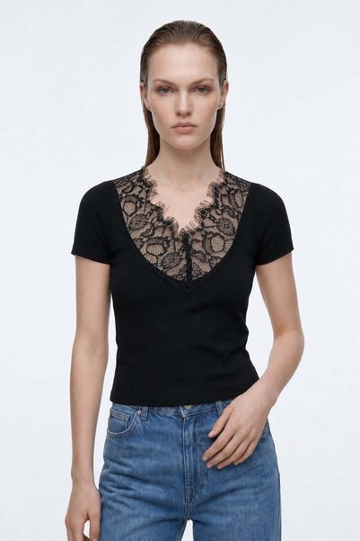 Women's V-Neck Collar Lace Body Blouse