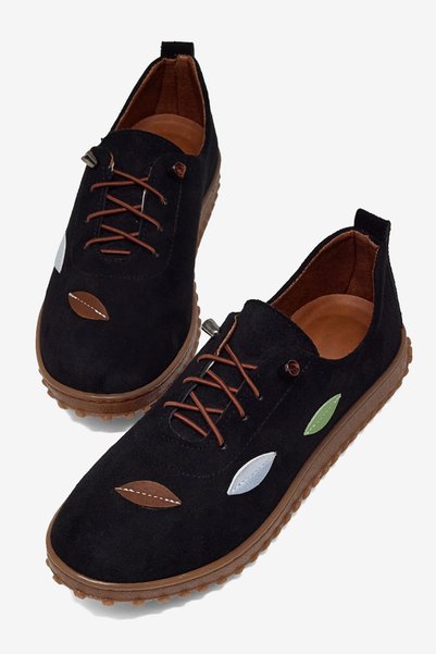 Women's Black Comfortable Fit Casual Shoes with Leaf Detail