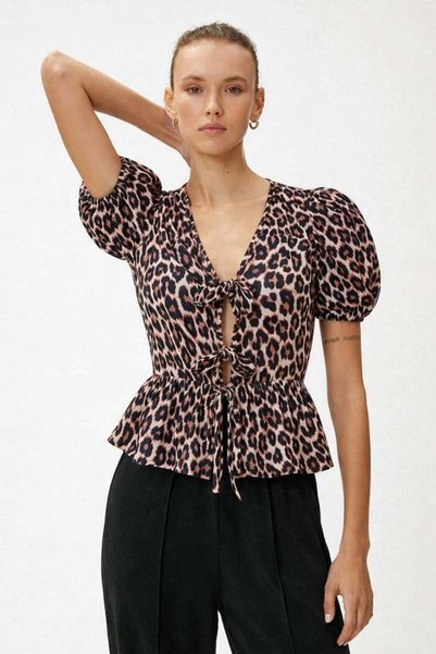 Leopard Patterned Tied Double Sided Woven Shirt