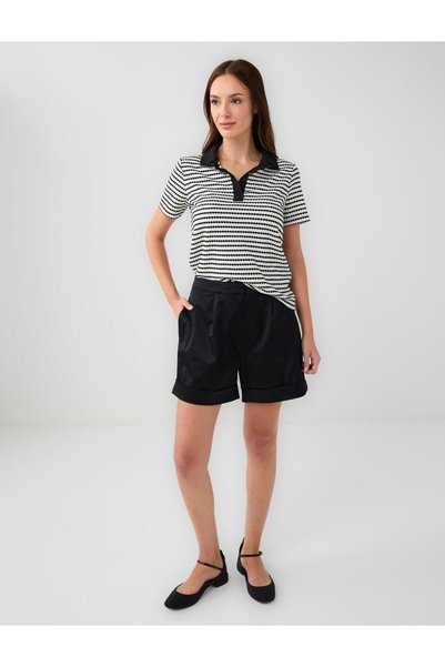 Black Regular Waist Wide Leg Woven Shorts