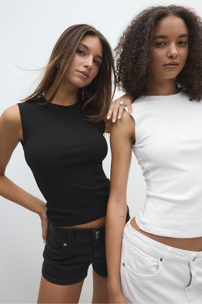 Pack of 2 Basic Sleeveless T-Shirts