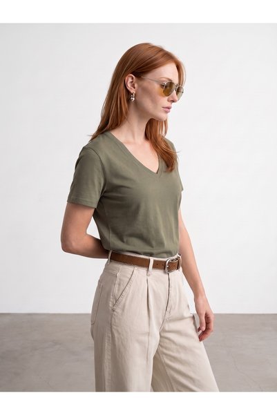 32847 Lyocell Blended V-Neck T-Shirt-Khaki