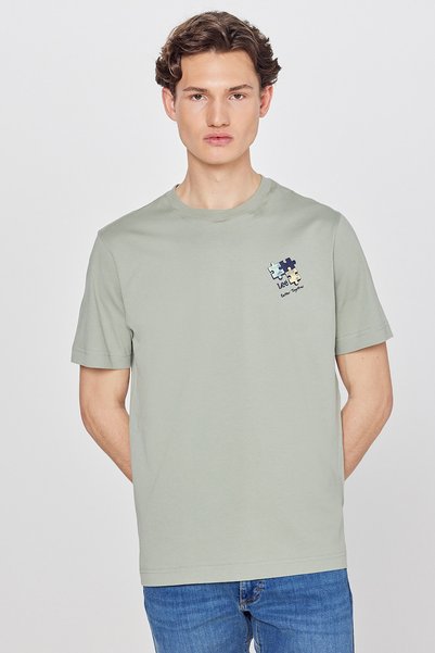 100% Cotton Regular Fit Regular Cut Crew Neck Logo Detailed T-Shirt