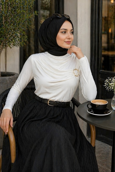 Ecru Sandy Blouse with Front Accessory Buckle