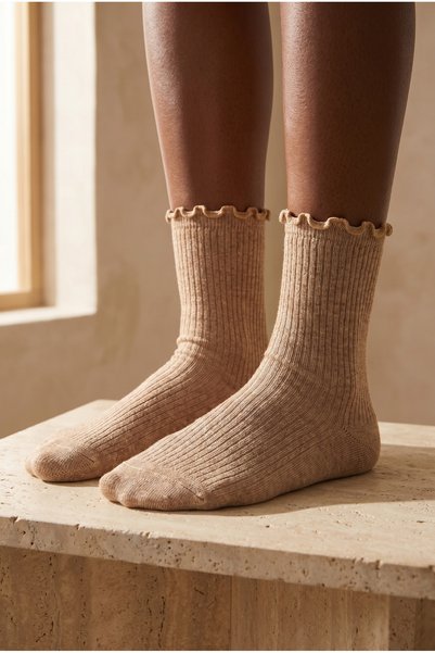 Women's Brown Ankle Ruffle Socks