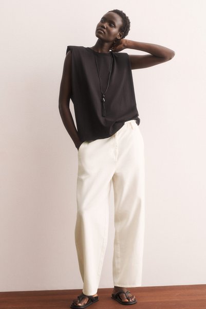 Barrel-Legged Pants with Belt