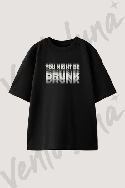 Унисекс Oversize црна маица со дизајн Drunk Effect
