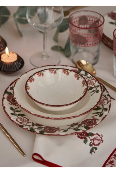 Jolly Porcelain 18-Piece 6-Person Dinnerware Set Red