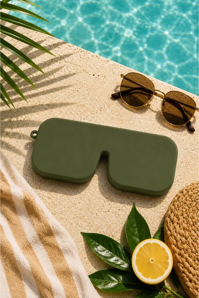 Foldable silicone glasses case