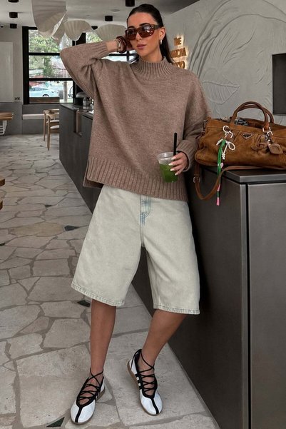 Taupe Color Women's Turtleneck Knit Sweater Mg2535
