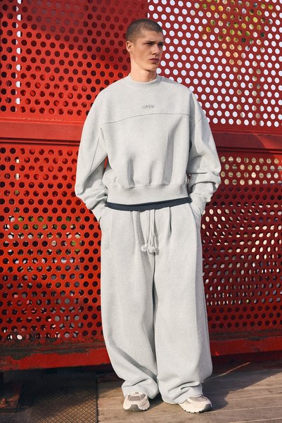 Pleated Super Baggy Fit Trousers