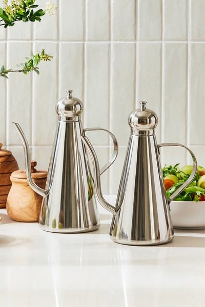 2-Piece Stainless Steel Carafe Oil Dispenser Vinegar Dispenser-Jug Presentation Bottle 1000 ml
