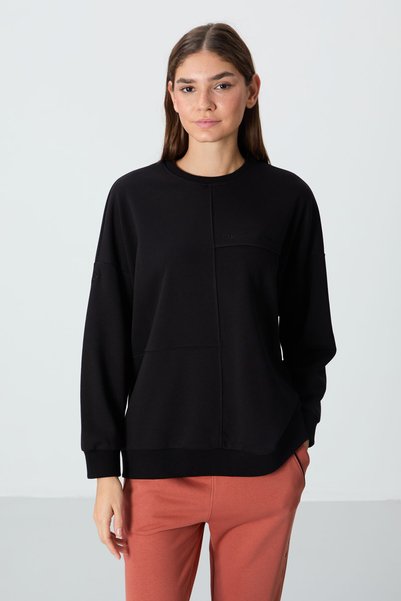 Black Compact Cotton Thick Smooth Textured O Neck Oversize Fit Women's Sweatshirt - 97288