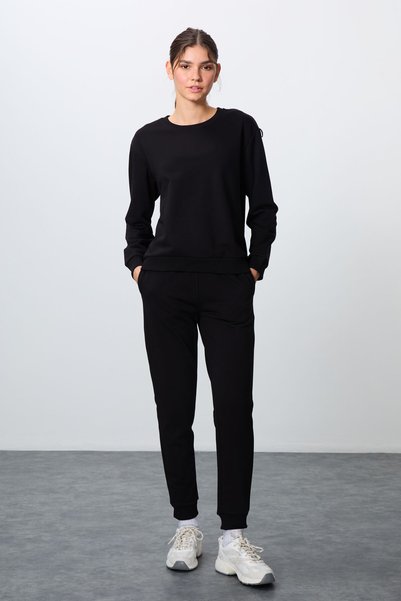 Black Compact Cotton Thick Smooth Textured O-Neck Standard Fit Women's Tracksuit Set - 95341