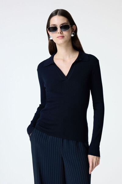 Navy Blue V-Neck Knitwear Sweater