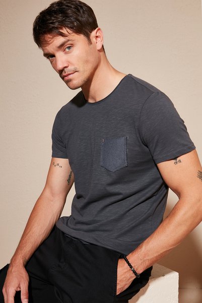100% Cotton Slim Fit Crew Neck Pocket T Shirt Men's T Shirt 5902000