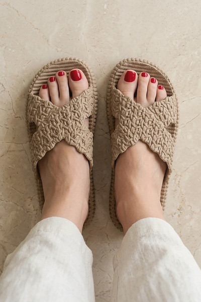 Women's Slippers - Non-Slip Slippers for Beach, Pool, and Daily Use