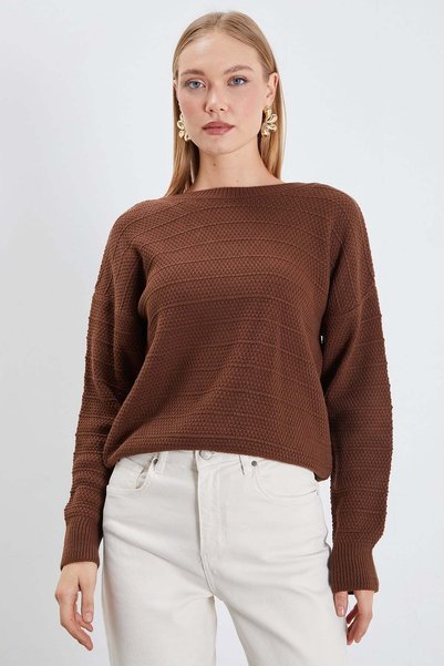 Crew Neck Knit Sweater with Bow Detail on the Back