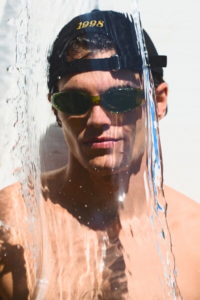 Oval sunglasses