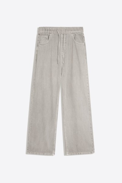 Straight Fit Jogger Jeans